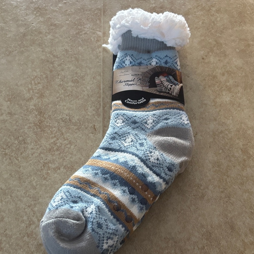 Slipper Sock NWT thermal Knit super soft bottom tread